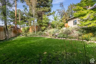 2931 E La Joya Dr, Holladay, UT 84124 - Photo 35