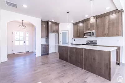 196 E 625 S, Hyde Park, UT 84318 - Photo 3