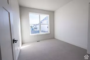196 E 625 S, Hyde Park, UT 84318 - Photo 7
