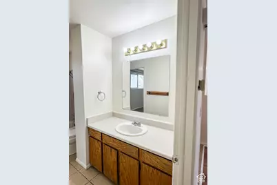 5333 Peachwood Cir, Taylorsville, UT 84118 - Photo 17