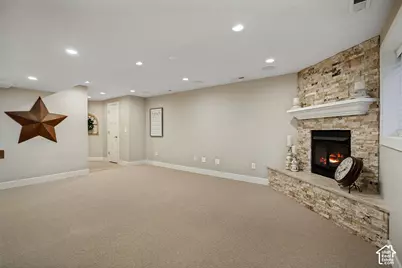 425 E 400 N, Bountiful, UT 84010 - Photo 25