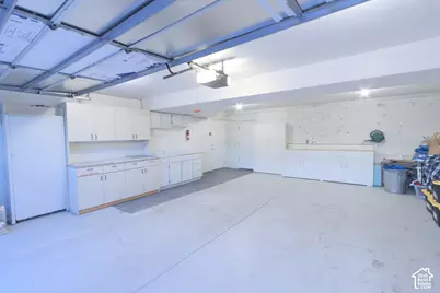 1254 N Main St, Centerville, UT 84014 - Photo 29
