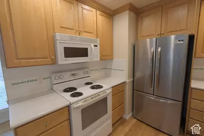 1254 N Main St, Centerville, UT 84014 - Photo 11