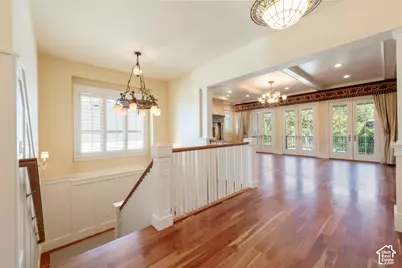 2807 E Saint Marys Way S, Salt Lake City, UT 84108 - Photo 13