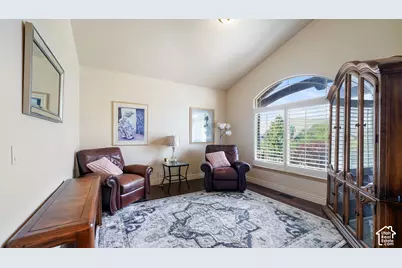 248 E Gold Leaf Cir, Draper, UT 84020 - Photo 9