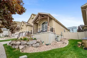 248 E Gold Leaf Circle, Draper, UT 84020 - Photo 3
