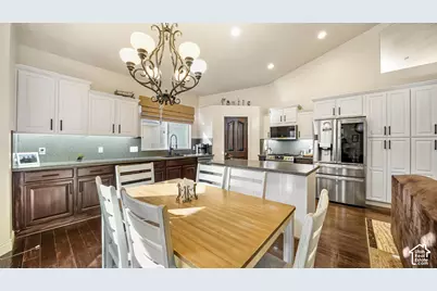 248 E Gold Leaf Cir, Draper, UT 84020 - Photo 5