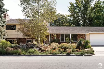 2582 E Cavalier Dr S, Cottonwood Heights, UT 84121 - Photo 1