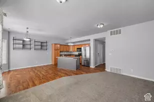 247 E Sunshine Dr, Saratoga Springs, UT 84045 - Photo 7