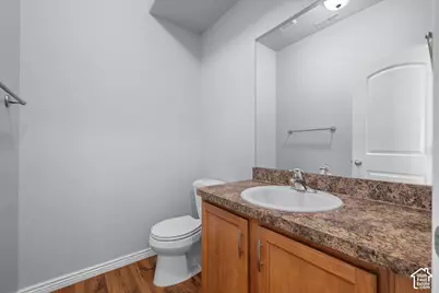 247 E Sunshine Dr, Saratoga Springs, UT 84045 - Photo 15