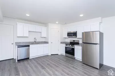 382 W 1040 S, Ogden, UT 84404 - Photo 9