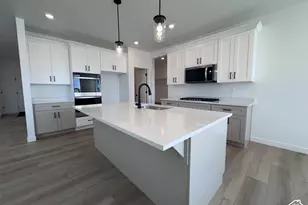 2633 N Scarlet Rd, Eagle Mountain, UT 84005 - Photo 7