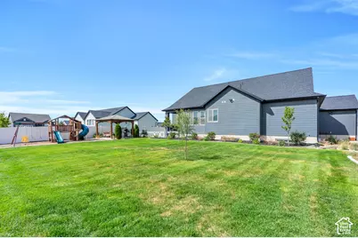 4822 N Canaan Peak Dr, Eagle Mountain, UT 84005 - Photo 41