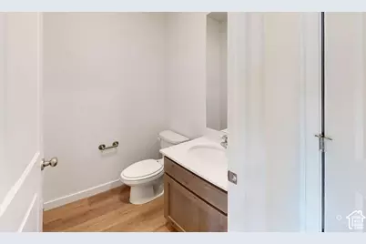 765 N Pheasantbrook Dr, Centerville, UT 84014 - Photo 19