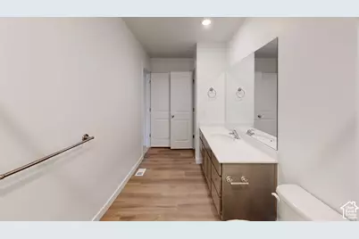 765 N Pheasantbrook Dr, Centerville, UT 84014 - Photo 15