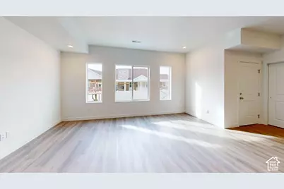 765 N Pheasantbrook Dr, Centerville, UT 84014 - Photo 3