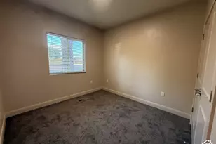 700 N Main St, Washington, UT 84780 - Photo 15