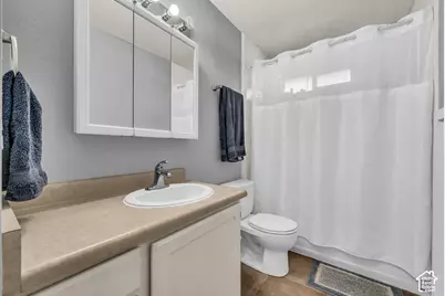 52 W 220 S, Orem, UT 84058 - Photo 27