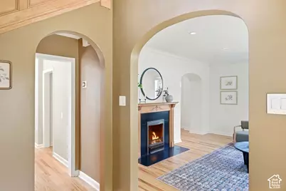 189 N R St E, Salt Lake City, UT 84103 - Photo 17