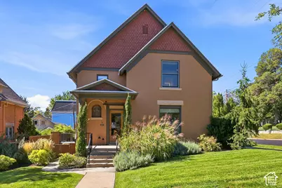 189 N R St E, Salt Lake City, UT 84103 - Photo 1