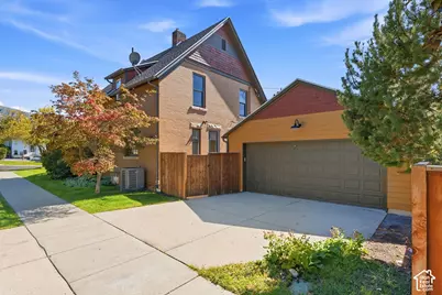 189 N R St E, Salt Lake City, UT 84103 - Photo 7
