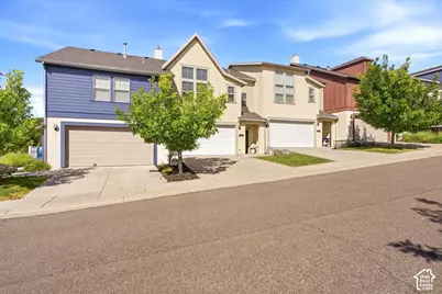 1453 E Primrose Ln, Layton, UT 84040 - Photo 29