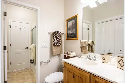 11469 S Tara Woods Ln, South Jordan, UT 84095 - Photo 29