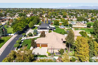 11469 S Tara Woods Ln, South Jordan, UT 84095 - Photo 85