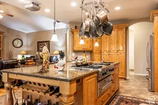11469 S Tara Woods Ln, South Jordan, UT 84095 - Photo 15