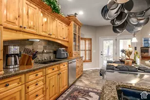 11469 S Tara Woods Ln, South Jordan, UT 84095 - Photo 13