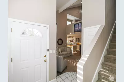 7637 S Quail Springs Cir E, Midvale, UT 84047 - Photo 7