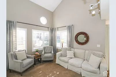 7637 S Quail Springs Cir E, Midvale, UT 84047 - Photo 9