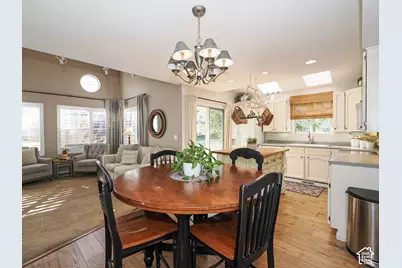 7637 S Quail Springs Cir E, Midvale, UT 84047 - Photo 17