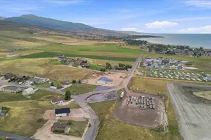 2513 S Country Club Dr, Garden City, UT 84028 - Photo 43