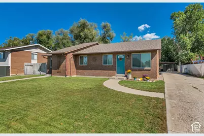 5659 S 1250 E, Murray, UT 84121 - Photo 11