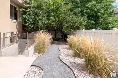 1208 W Saddle Bluff Dr, Murray, UT 84123 - Photo 47