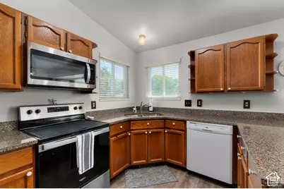 2615 W Silver Creek Dr S, Riverton, UT 84065 - Photo 9