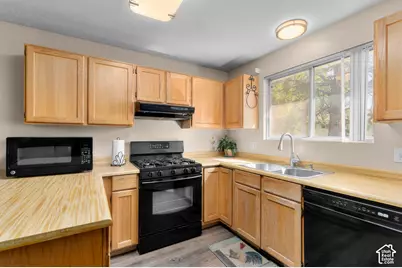 3925 W Dunkeld St S, South Jordan, UT 84095 - Photo 11