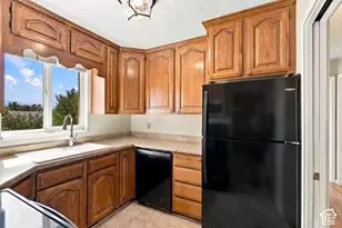 1439 E 6th St S, Ogden, UT 84404 - Photo 9