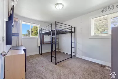 160 W 350 N, Clearfield, UT 84015 - Photo 13