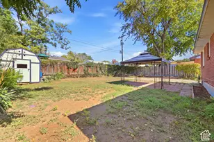 160 W 350 N, Clearfield, UT 84015 - Photo 25