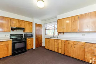 3959 S Main St, Nibley, UT 84321 - Photo 15