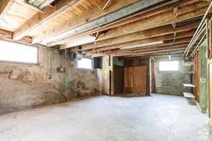 3959 S Main St, Nibley, UT 84321 - Photo 25