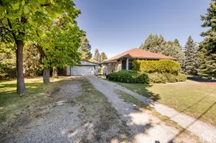 3959 S Main St, Nibley, UT 84321 - Photo 5