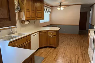 145 N 400 E, Orem, UT 84097 - Photo 13