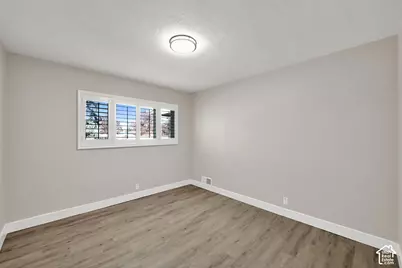 4230 S 2700 E, Holladay, UT 84124 - Photo 15