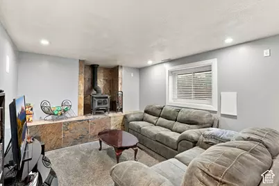 6928 S Lynaria Ct, West Jordan, UT 84081 - Photo 19