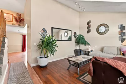 6928 S Lynaria Ct, West Jordan, UT 84081 - Photo 5