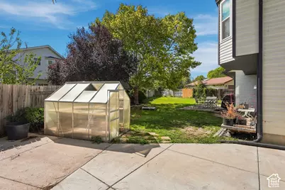 6928 S Lynaria Ct, West Jordan, UT 84081 - Photo 27
