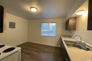 110 E 2250 S, Bountiful, UT 84010 - Photo 7